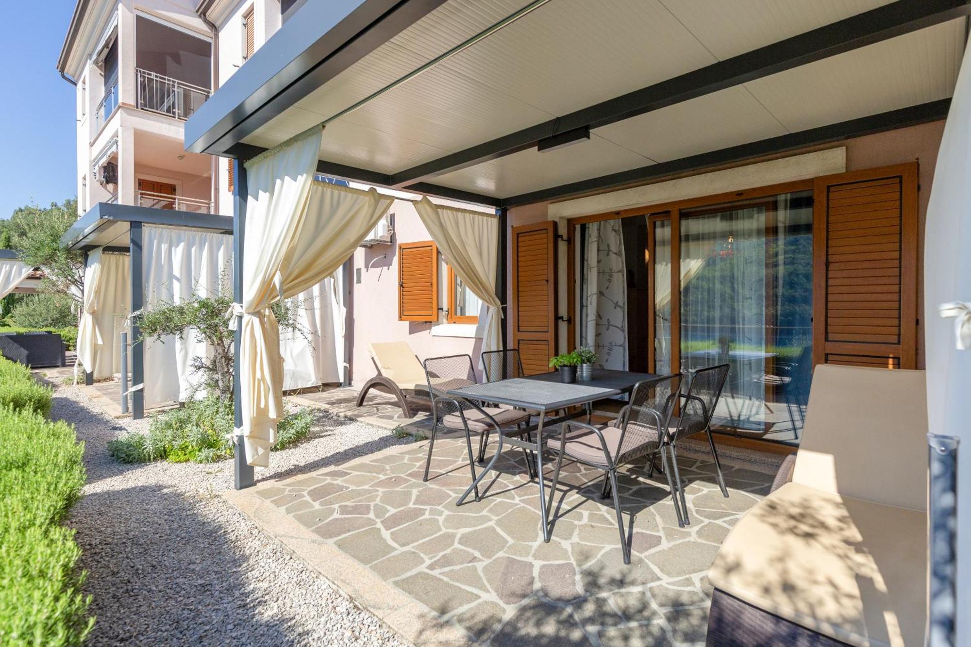Istria Sea Side 207&208 Appartement *